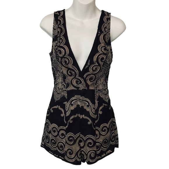 DEBBIE & DABBIE By Angel Biba Romper Size 6 (XS/S)  Black Lace - Picture 1 of 13
